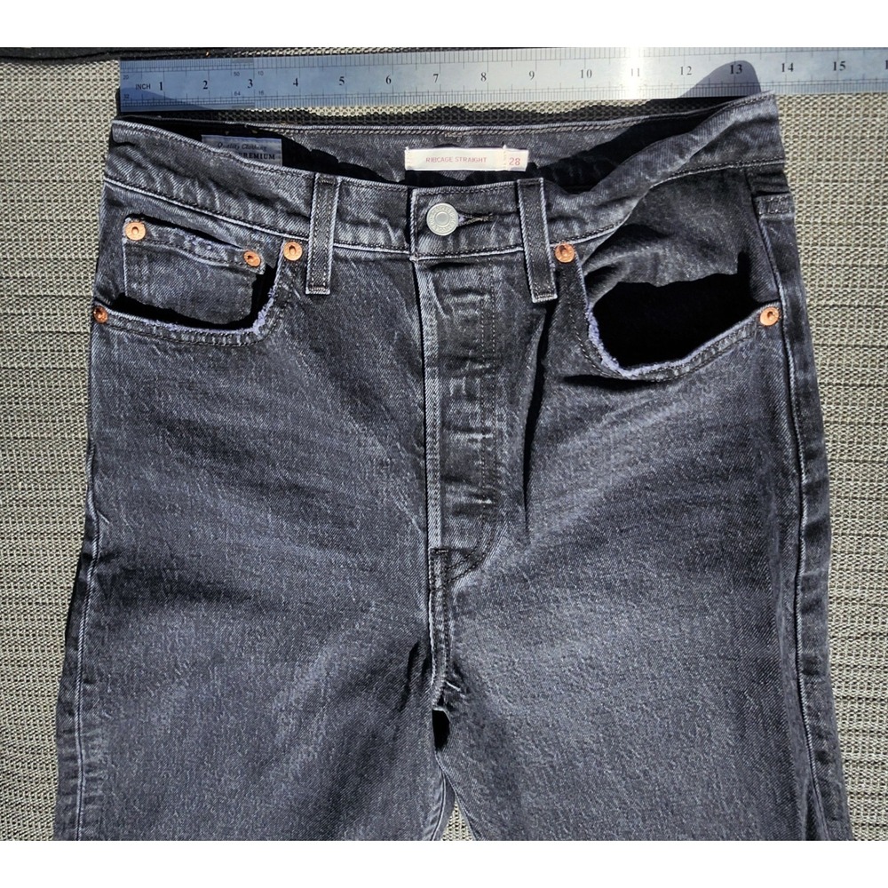 Levi's Ribcage Straight Premium Jeans Ankle Women's Size 28 Black Grey High Rise - Picture 8 of 10